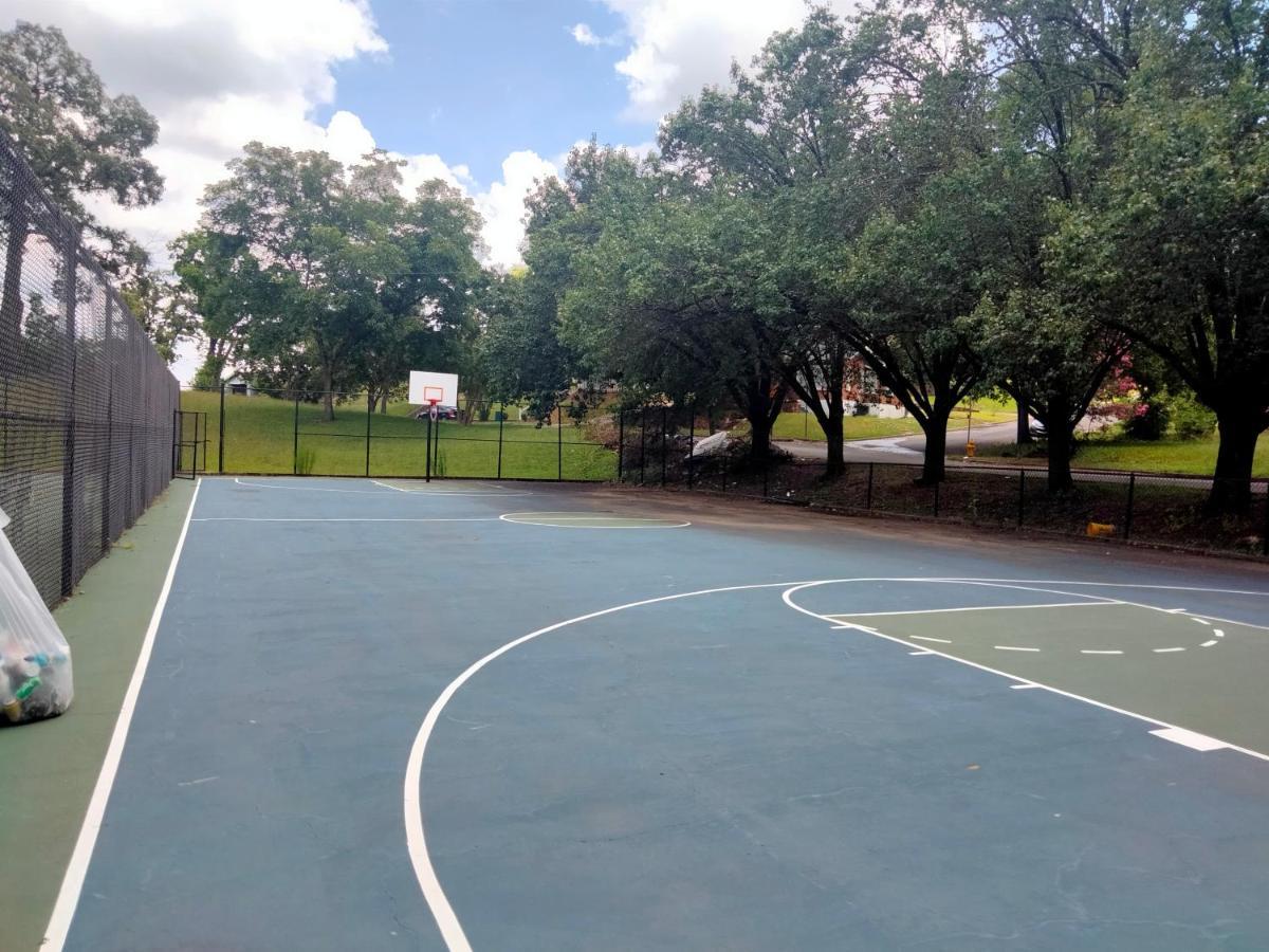 Birmingham'S Spacious Uptown Family Retreat エクステリア 写真
